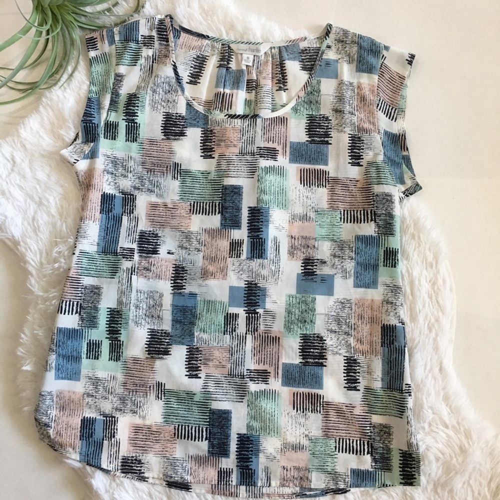 CHARMING Charlie sleeveless blouse multi color